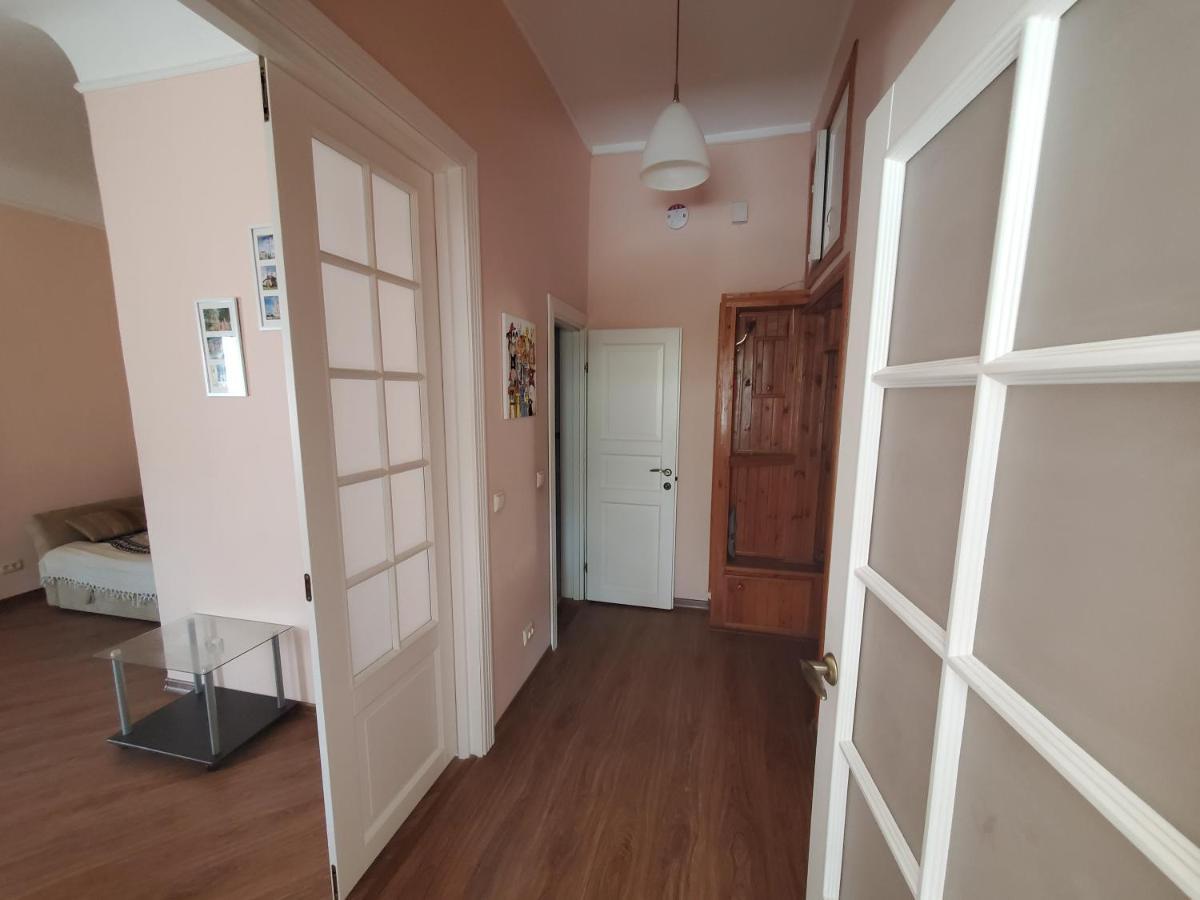 Kyiv Top Location 60M2 Apt In Old City Fast Wifi Selfchekin Bagian luar foto