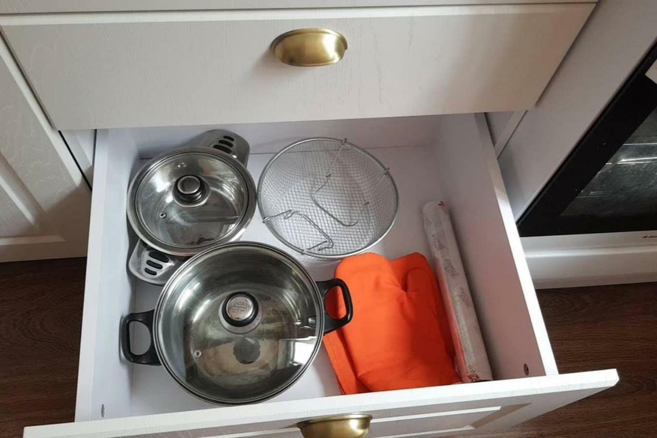 Kyiv Top Location 60M2 Apt In Old City Fast Wifi Selfchekin Bagian luar foto
